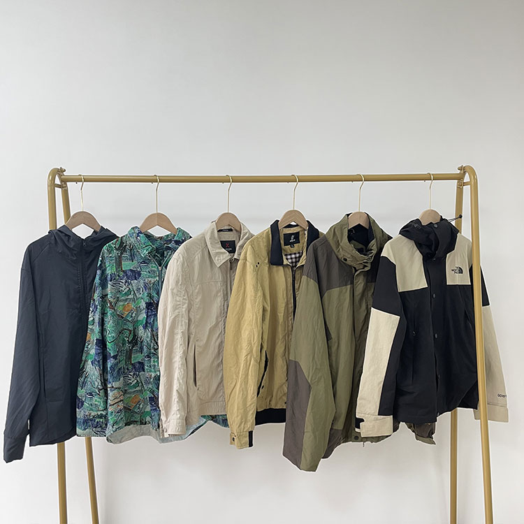 Chaqueta de hombre usada